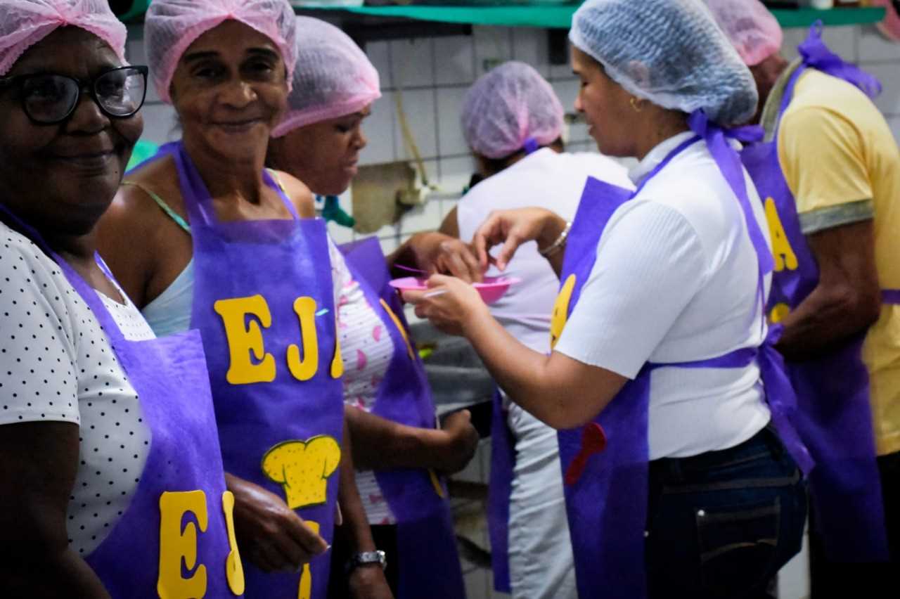 Camacã: Oficina de Culinária, Curso Técnico em Administração e Planejamento fecharam a semana da Secretaria da Educação
